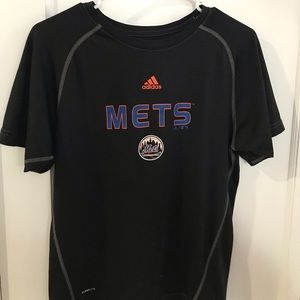 Youth large Adidas NY Mets T shirt. Licensed logo